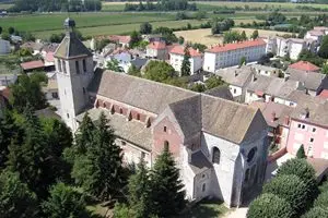 Église de Saint-Marcel, vue aérienne